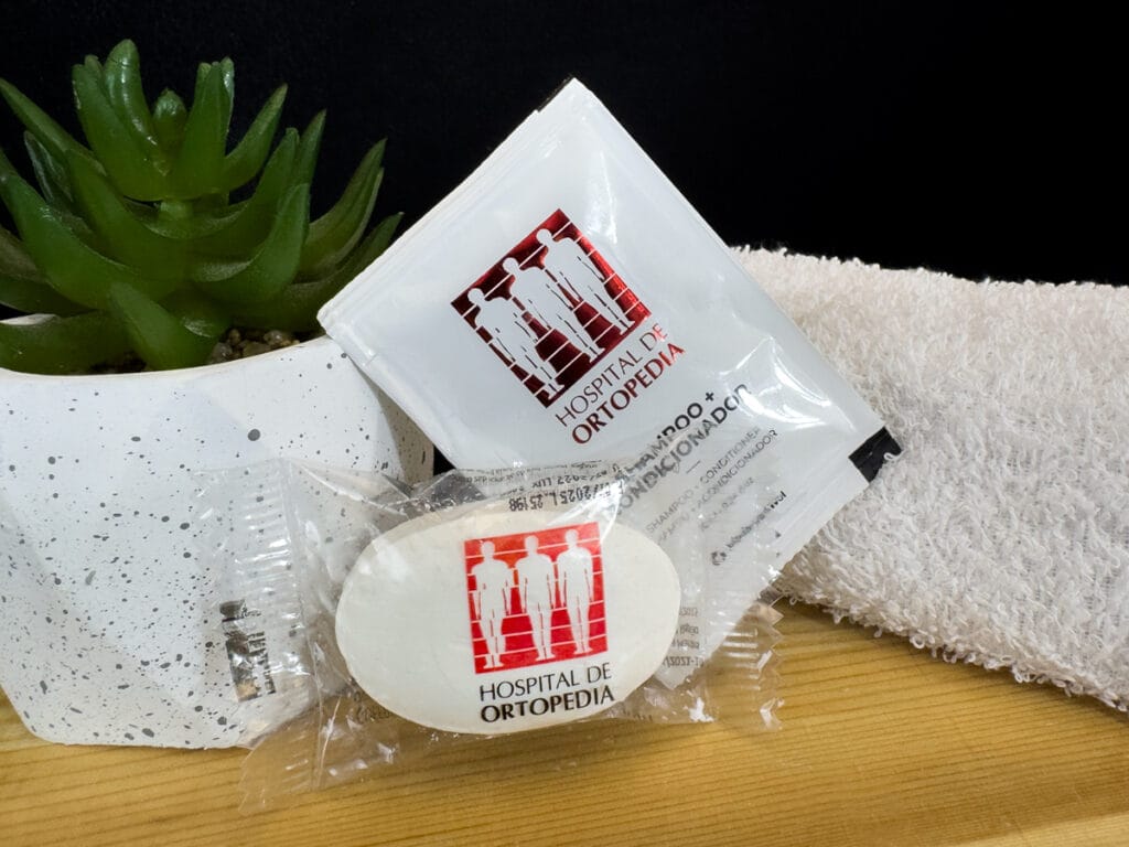 Sabonete 20g Anatomic + Shampoo 2x1 Sachê 10ml